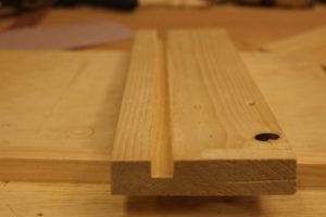 How-to-Cut-a-Groove-in-Wood
